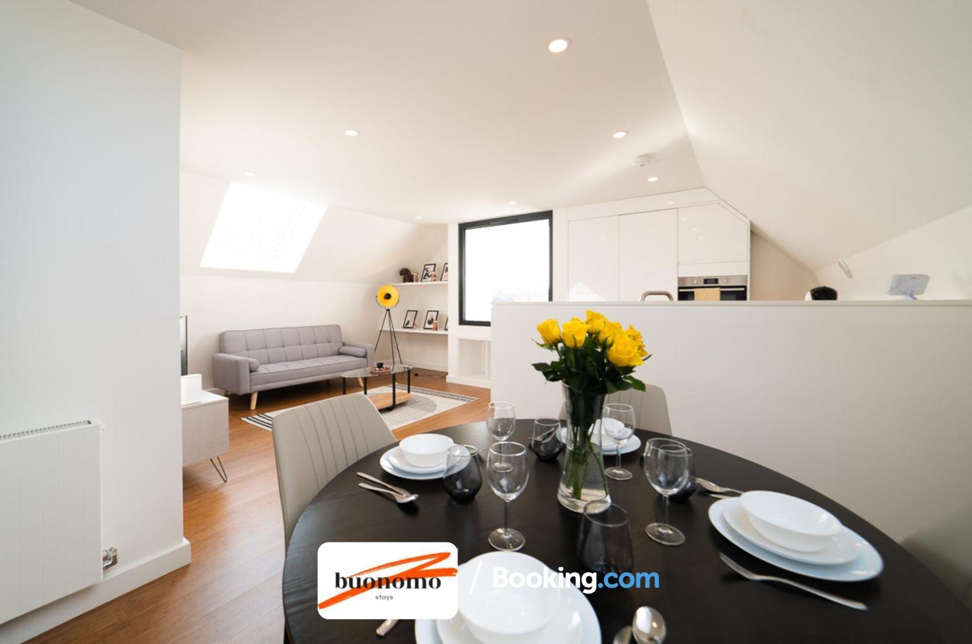 Two Bedroom Apartment At Buonomo Stays Short Lets & Serviced Accommodation ロンドン エクステリア 写真