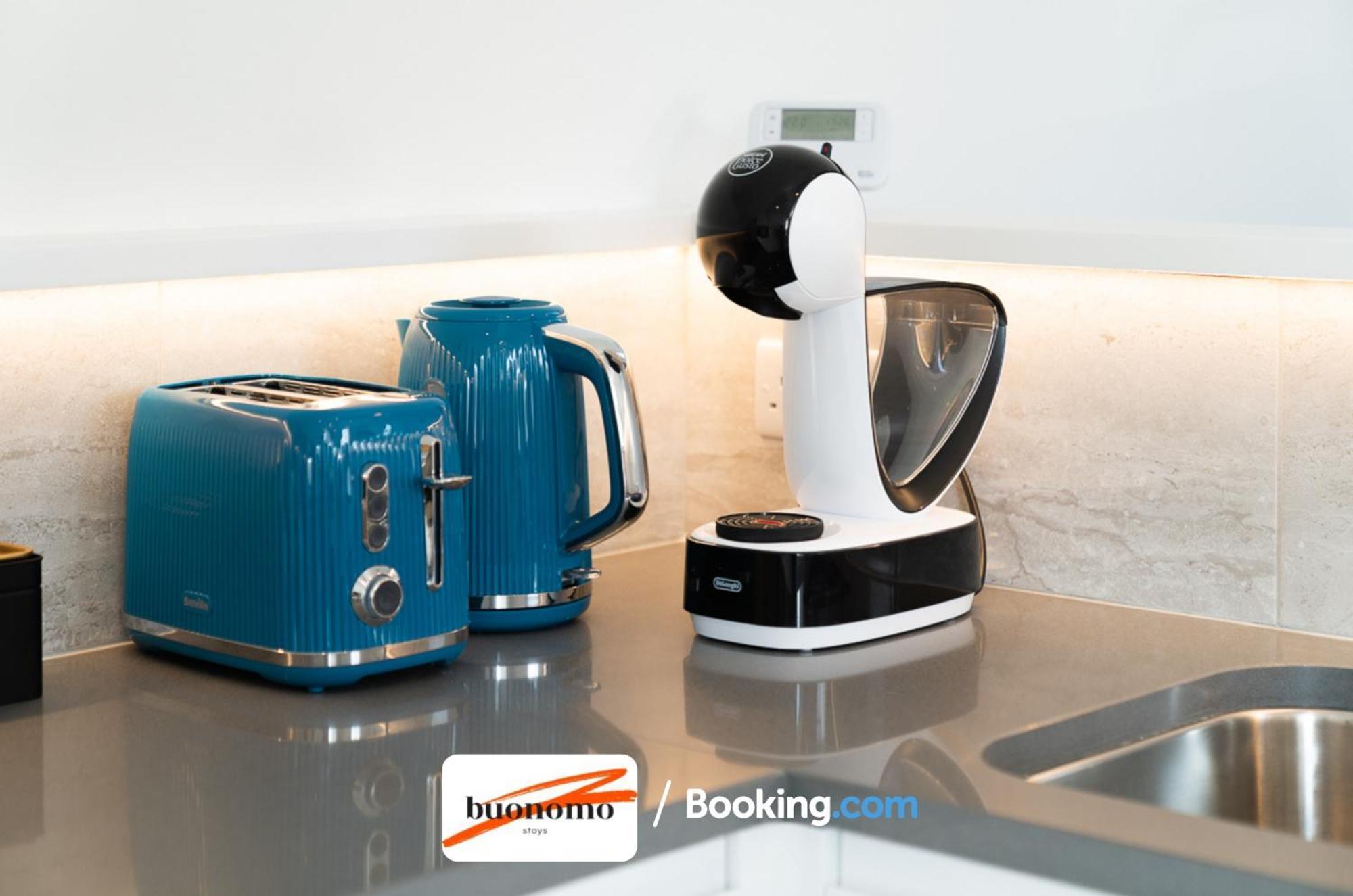 Two Bedroom Apartment At Buonomo Stays Short Lets & Serviced Accommodation ロンドン エクステリア 写真