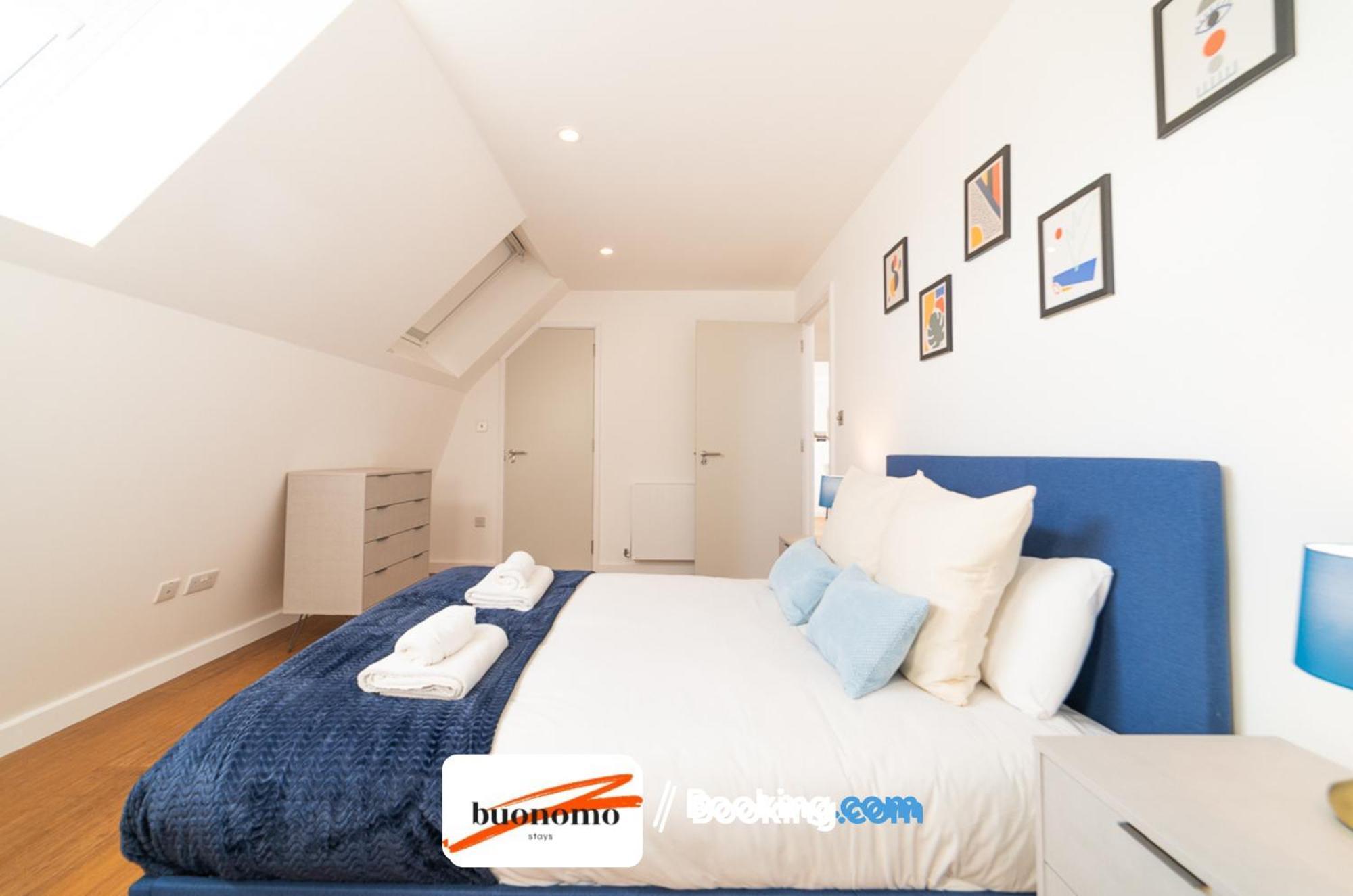 Two Bedroom Apartment At Buonomo Stays Short Lets & Serviced Accommodation ロンドン エクステリア 写真