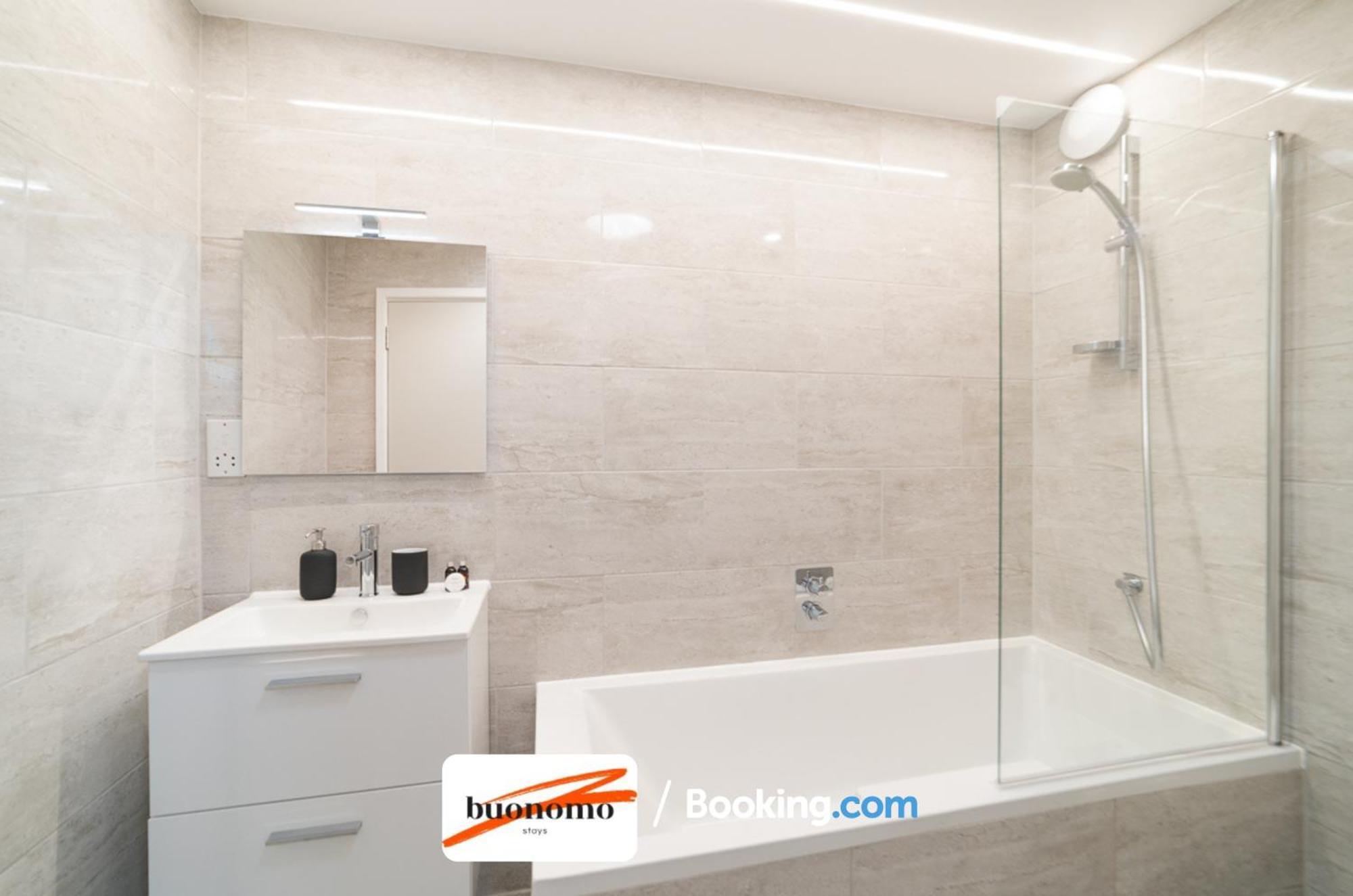 Two Bedroom Apartment At Buonomo Stays Short Lets & Serviced Accommodation ロンドン エクステリア 写真