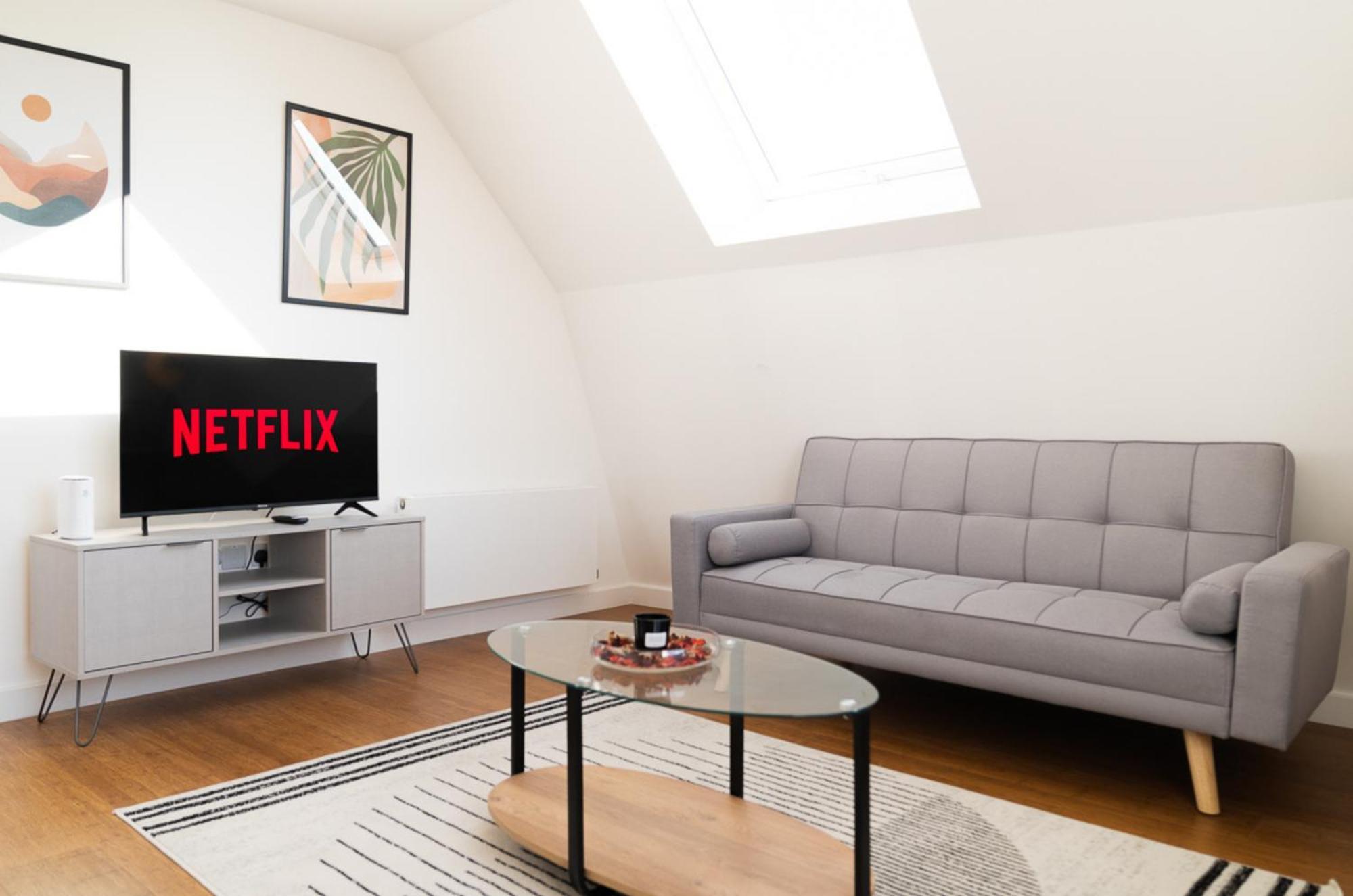 Two Bedroom Apartment At Buonomo Stays Short Lets & Serviced Accommodation ロンドン エクステリア 写真