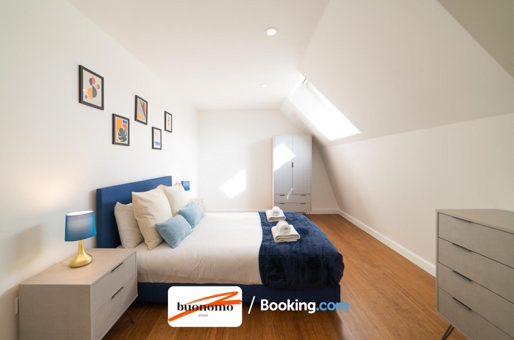 Two Bedroom Apartment At Buonomo Stays Short Lets & Serviced Accommodation ロンドン エクステリア 写真